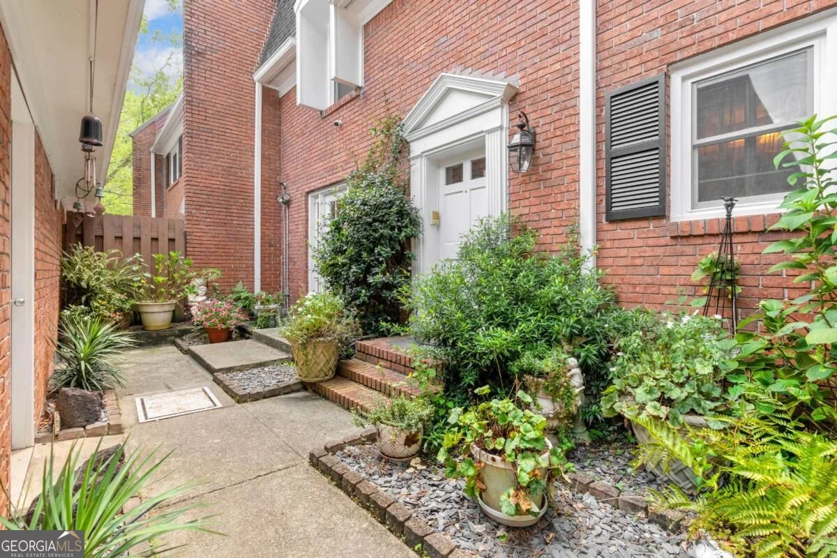 1417 Ashford Place NE, Brookhaven, GA, 30319