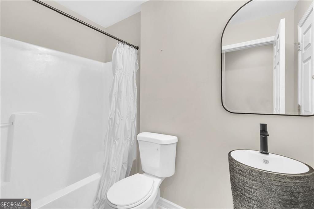 CHARTWELL - Residential