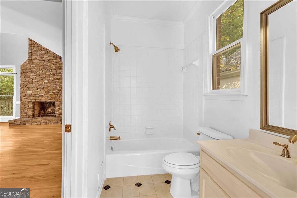 CHARTWELL - Residential