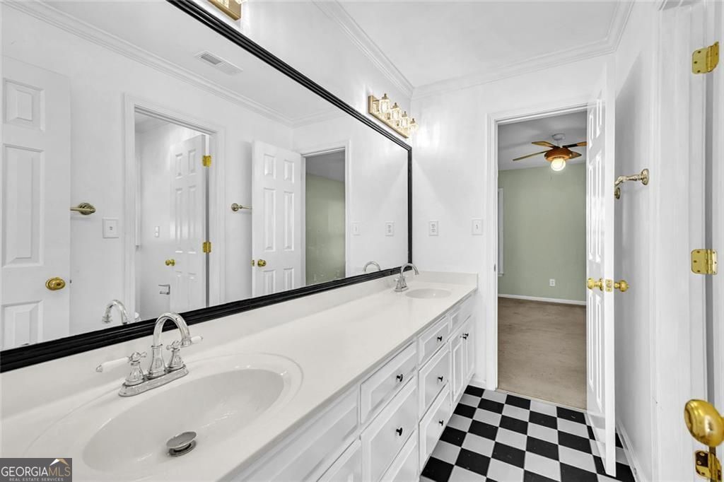 CHARTWELL - Residential