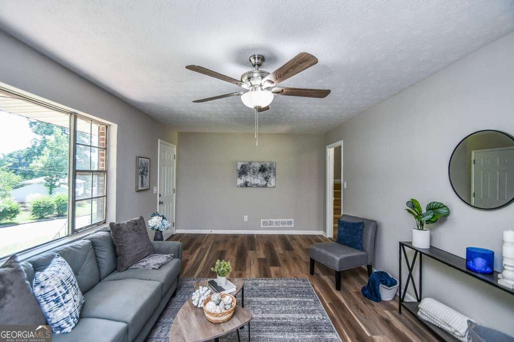 6473 Fleur De Lis DR
