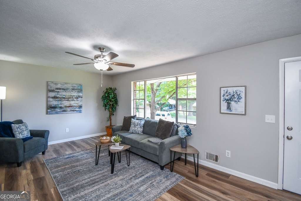 6473 Fleur De Lis DR