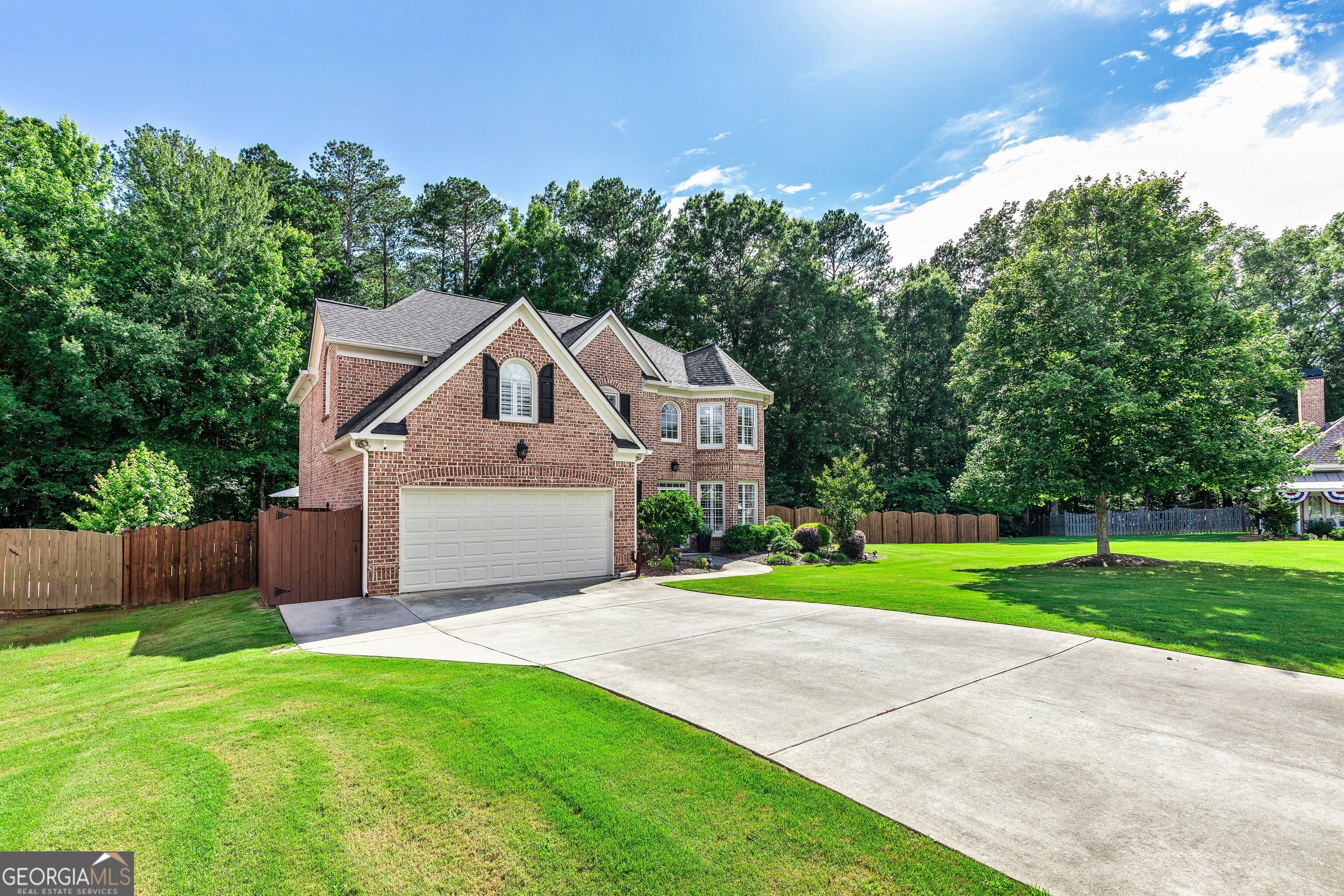 1605 Cascade Overlook