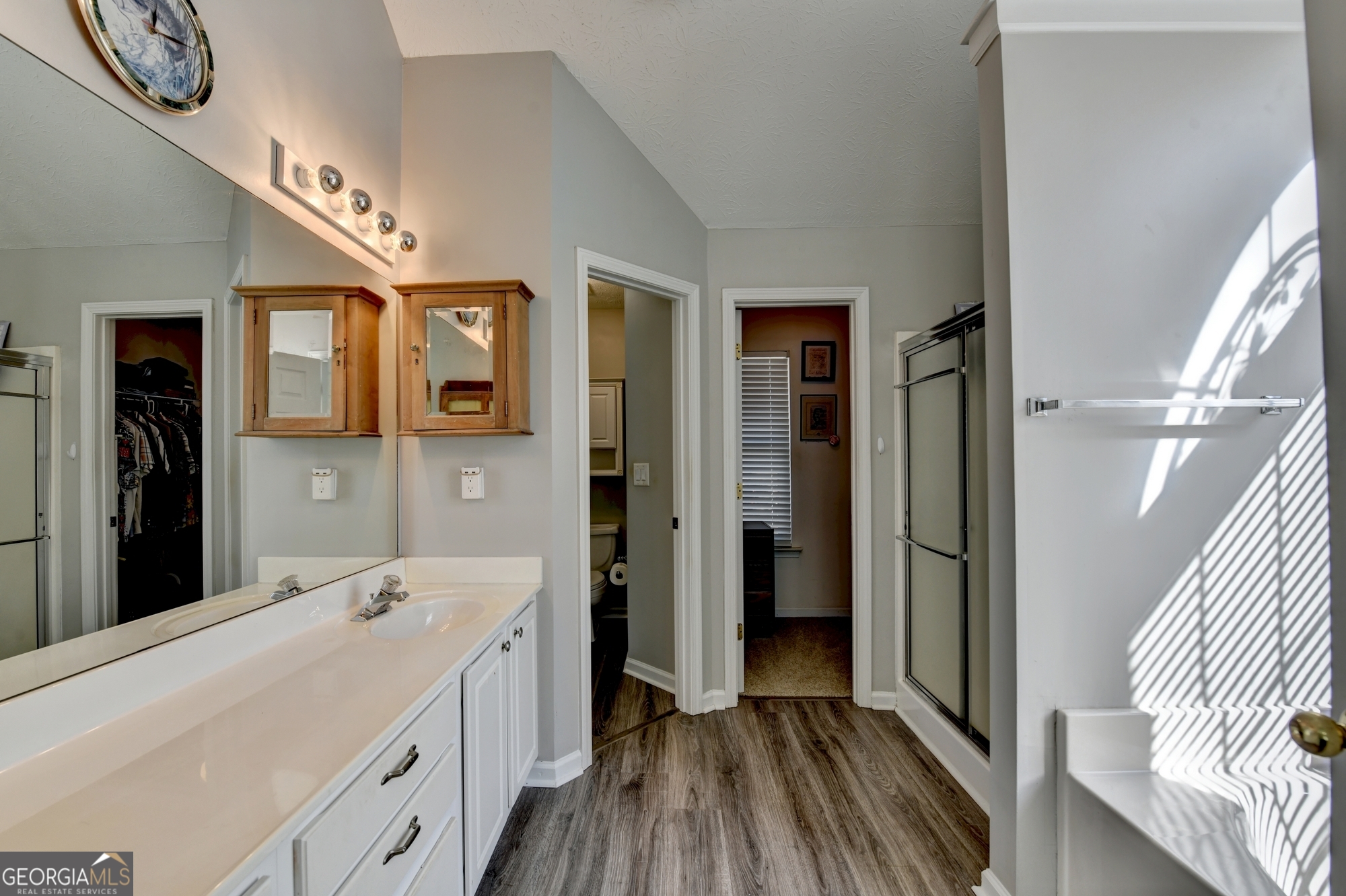 Hendrix Place - Residential