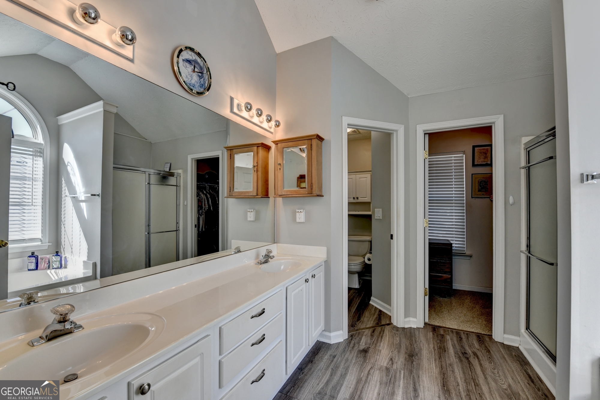 Hendrix Place - Residential