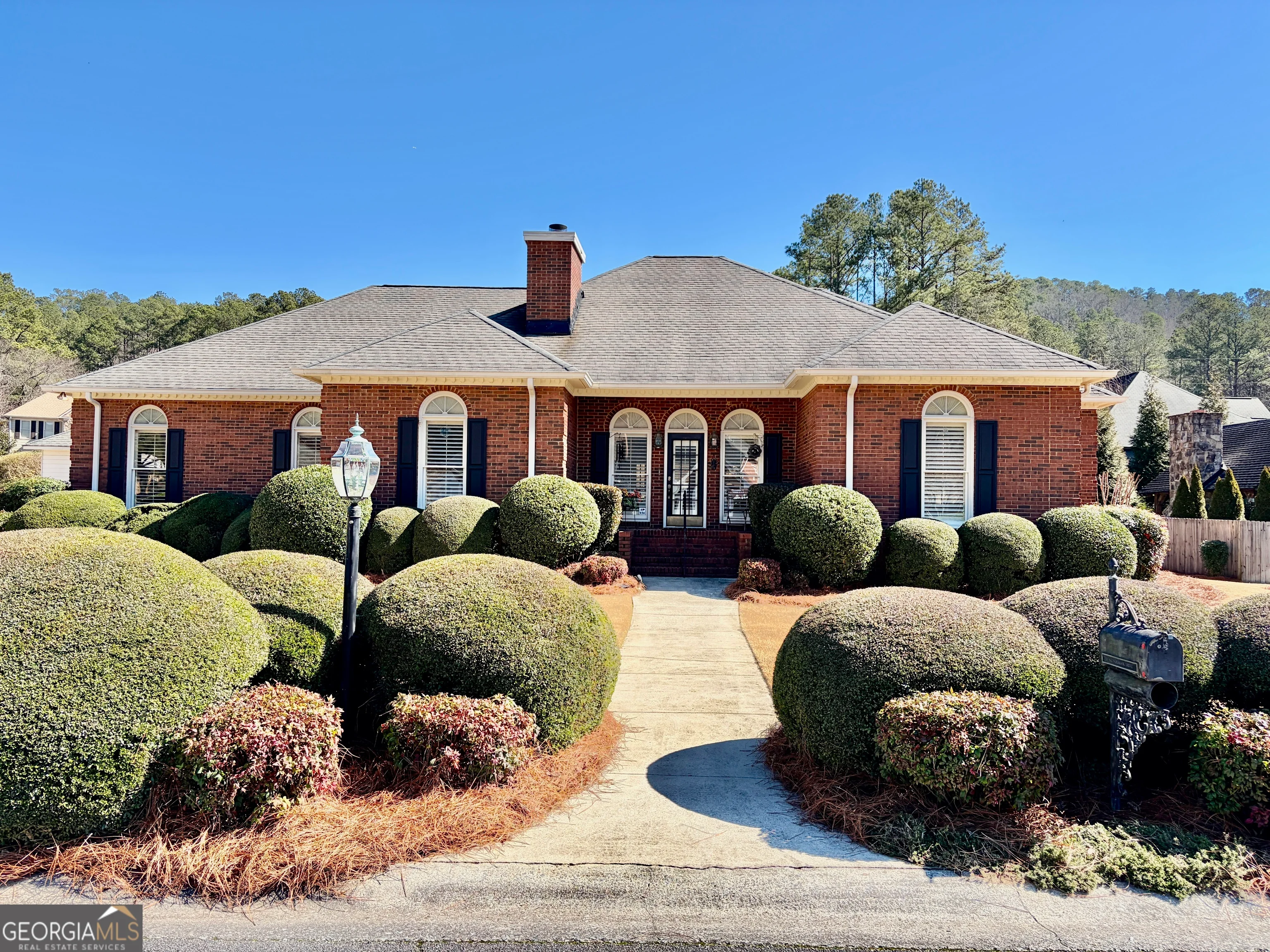 14 Saddlebrook Drive SE