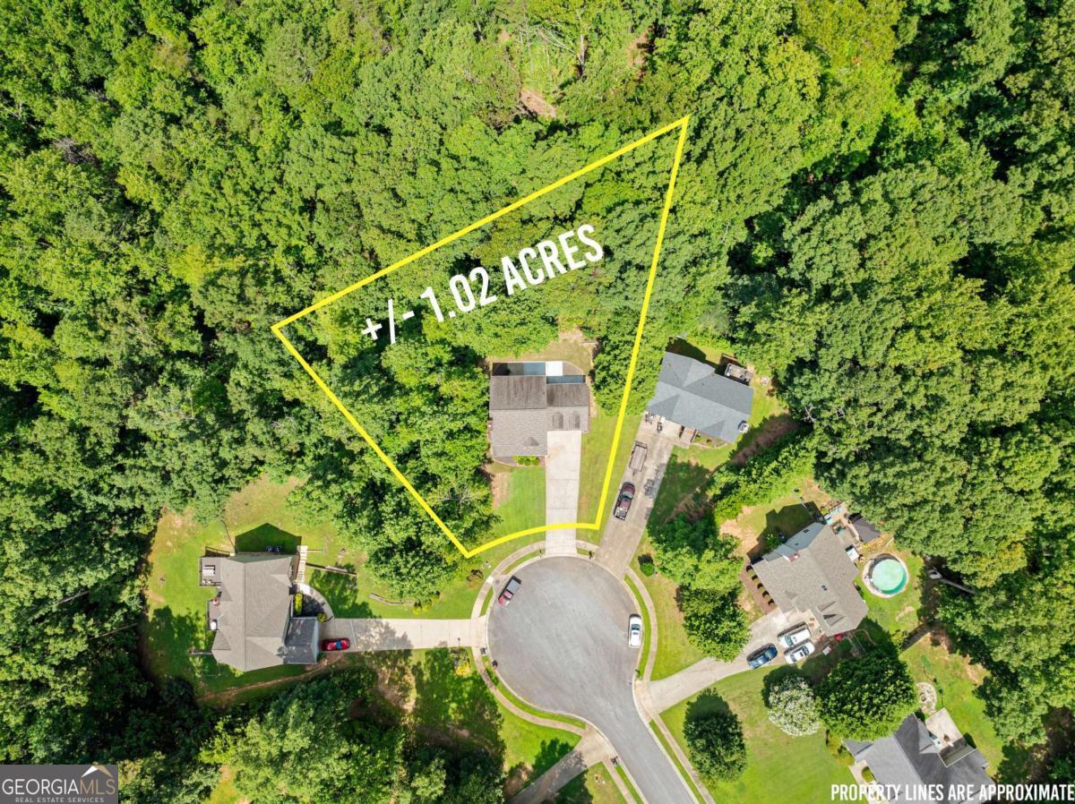 4722 Middleboro LN