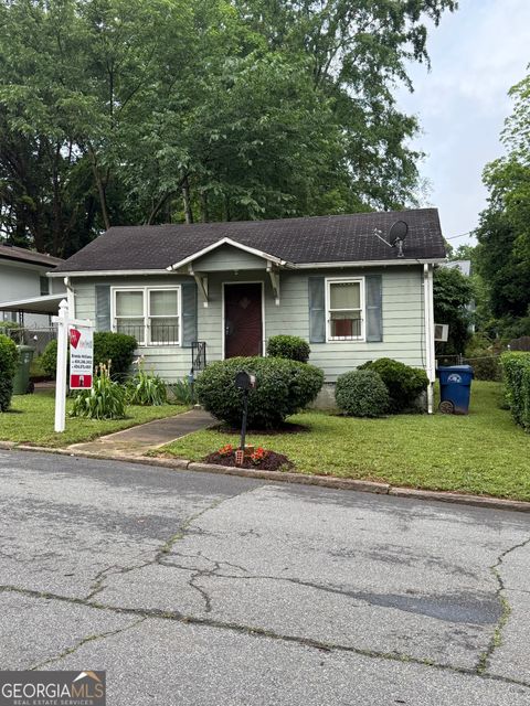 Photo of 1293 Eason Street NW, Atlanta, GA 30314 (MLS # 10773086)