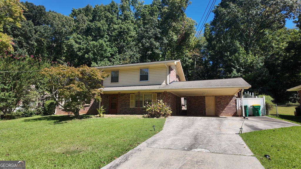 Photo of 754 Virginia Circle, Forest Park, GA 30297 (MLS # 10855884)
