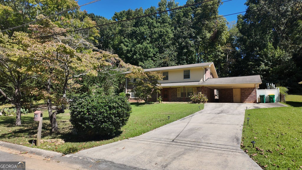 Photo of 754 Virginia Circle, Forest Park, GA 30297 (MLS # 10855884)