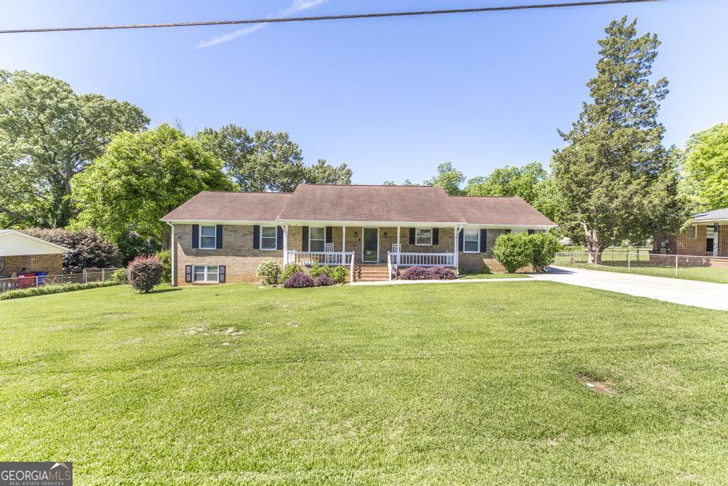 3710 Sandy CIR