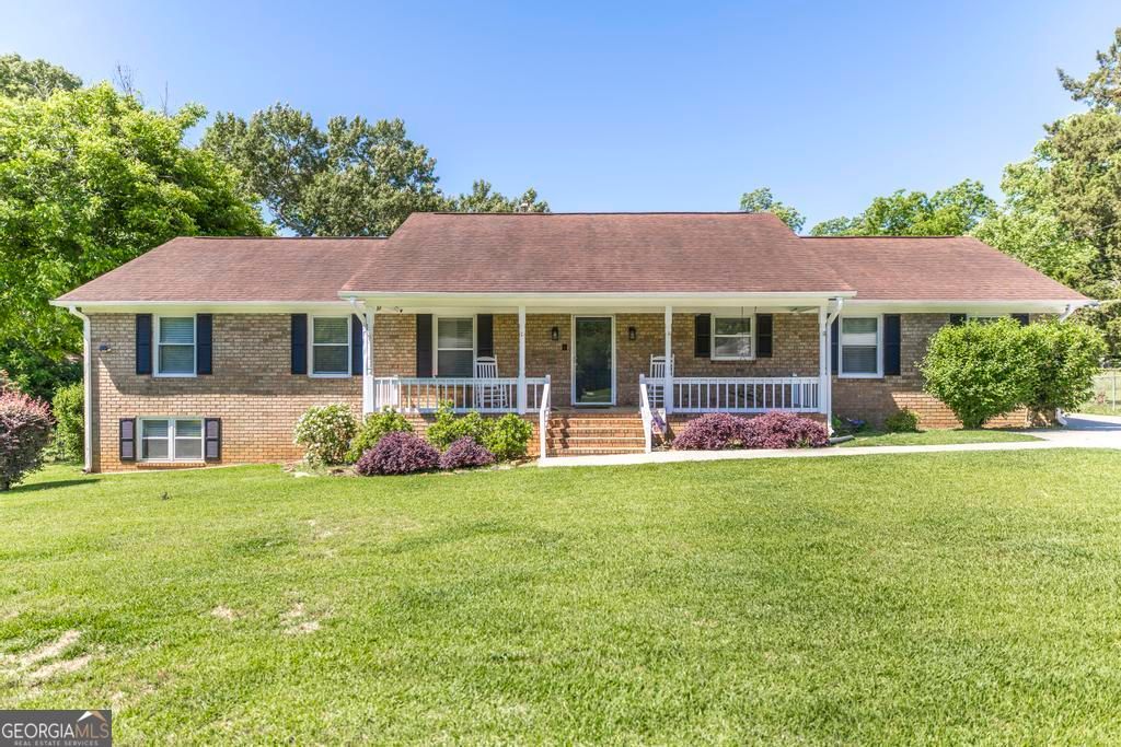 Photo of 3710 Sandy Circle, Macon, GA 31216 (MLS # 10766052)