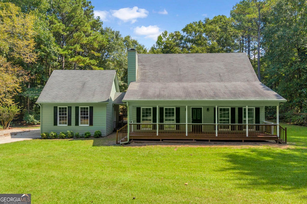 Photo of 337 Bear Creek Trl, Mansfield, GA 30055 (MLS # 10837110)