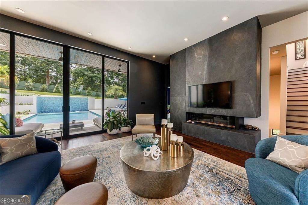 Photo of 1263 Hopkins Terrace NE, Atlanta, GA 30324 (MLS # 10738191)