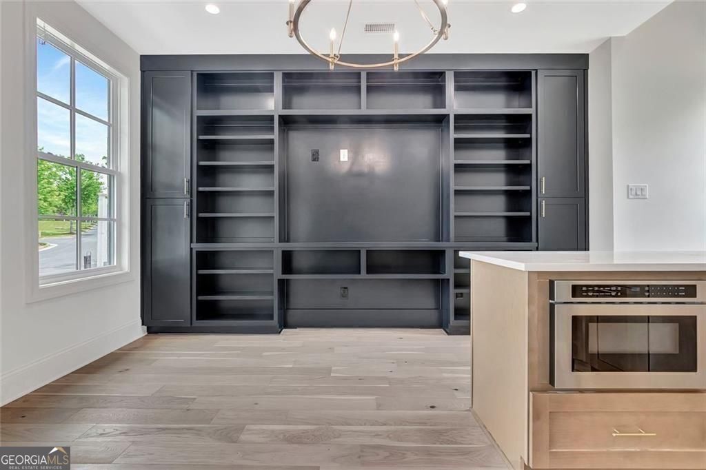 Senoia, Georgia 30276, United States, 3 Bedrooms Bedrooms, ,3 BathroomsBathrooms,Residential,Active,251856