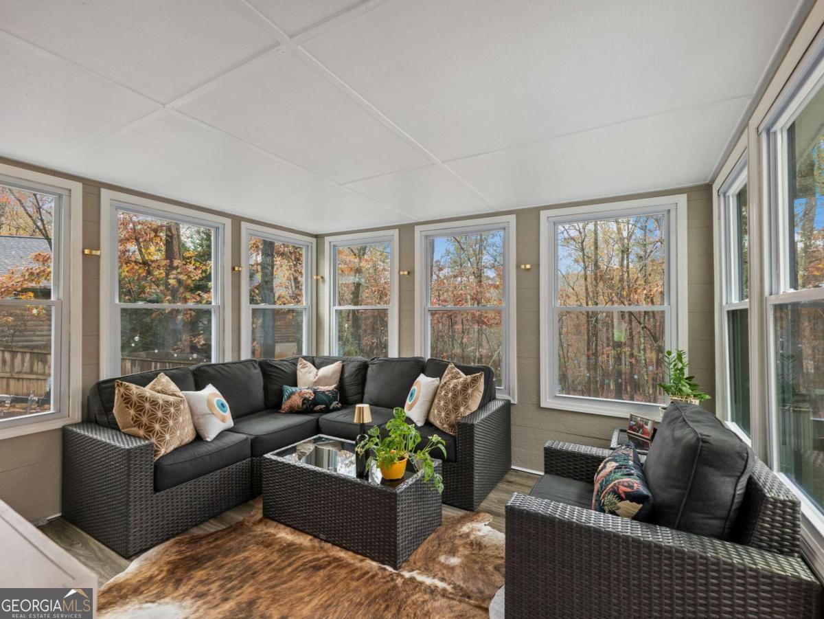Lakeshore - Residential Lease