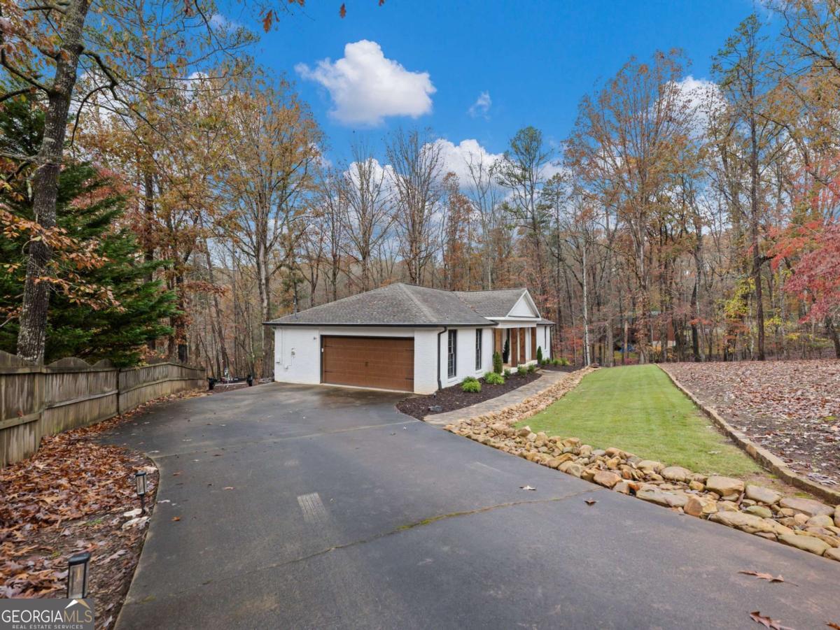 Lakeshore - Residential Lease