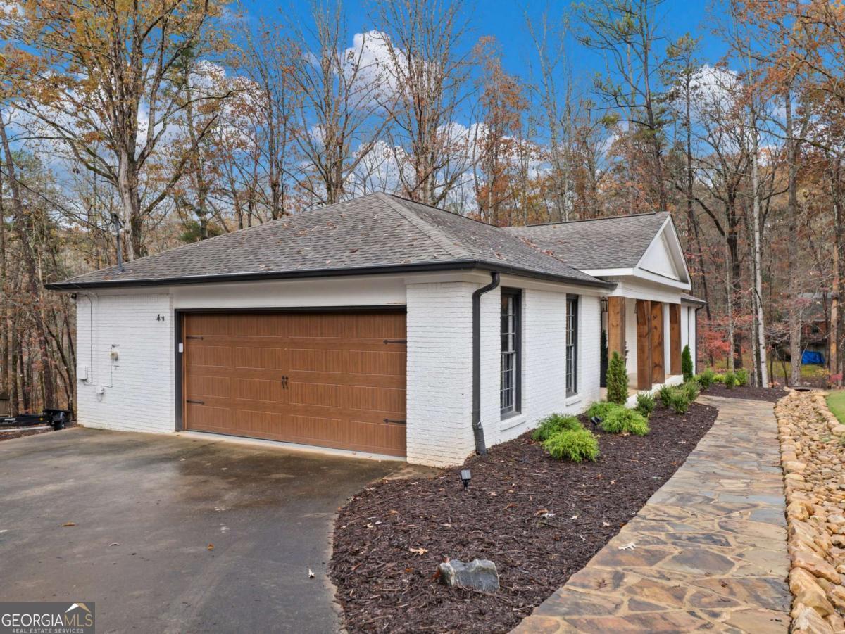Lakeshore - Residential Lease