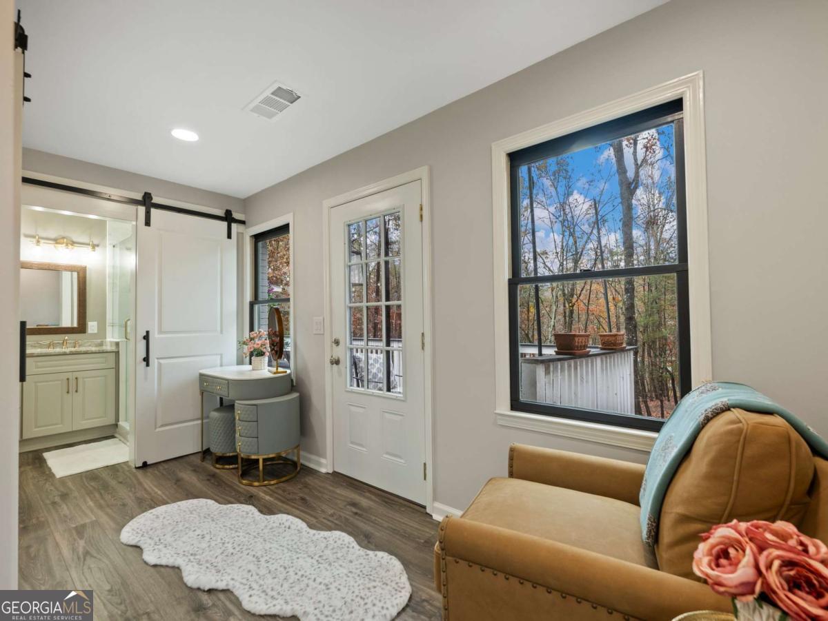 Lakeshore - Residential Lease
