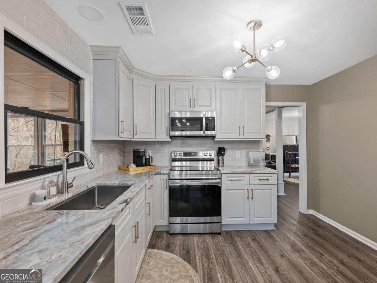 Lakeshore - Residential Lease