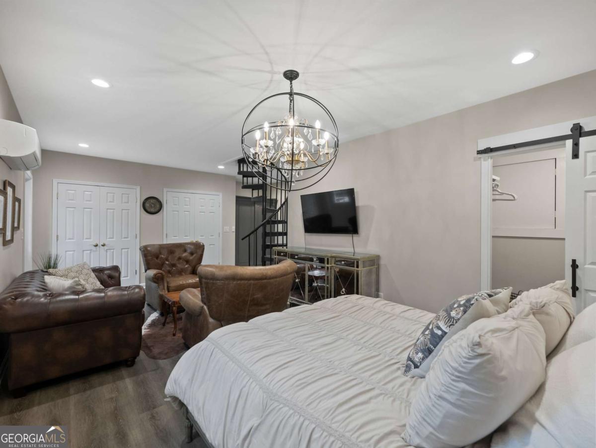 Lakeshore - Residential Lease