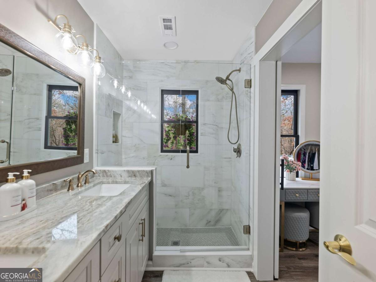 Lakeshore - Residential Lease