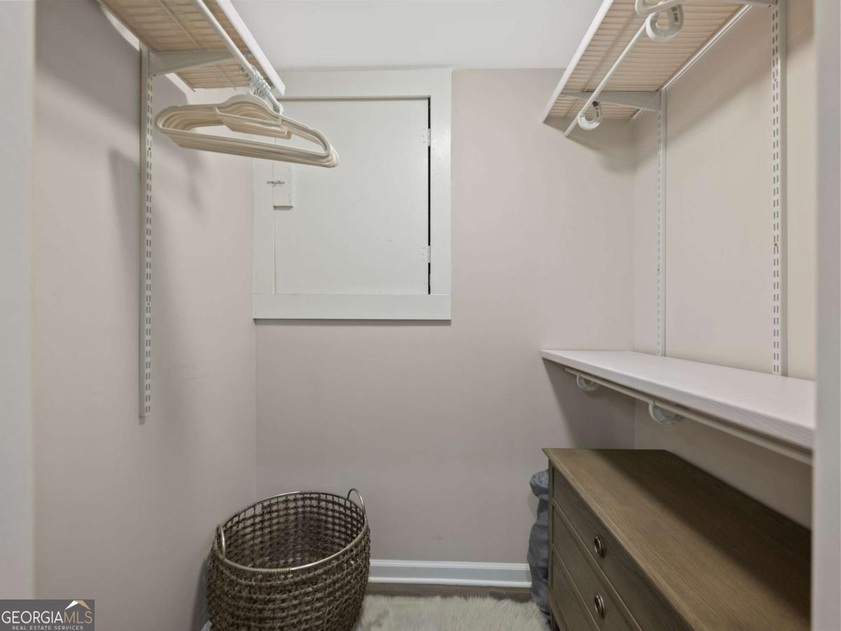Lakeshore - Residential Lease