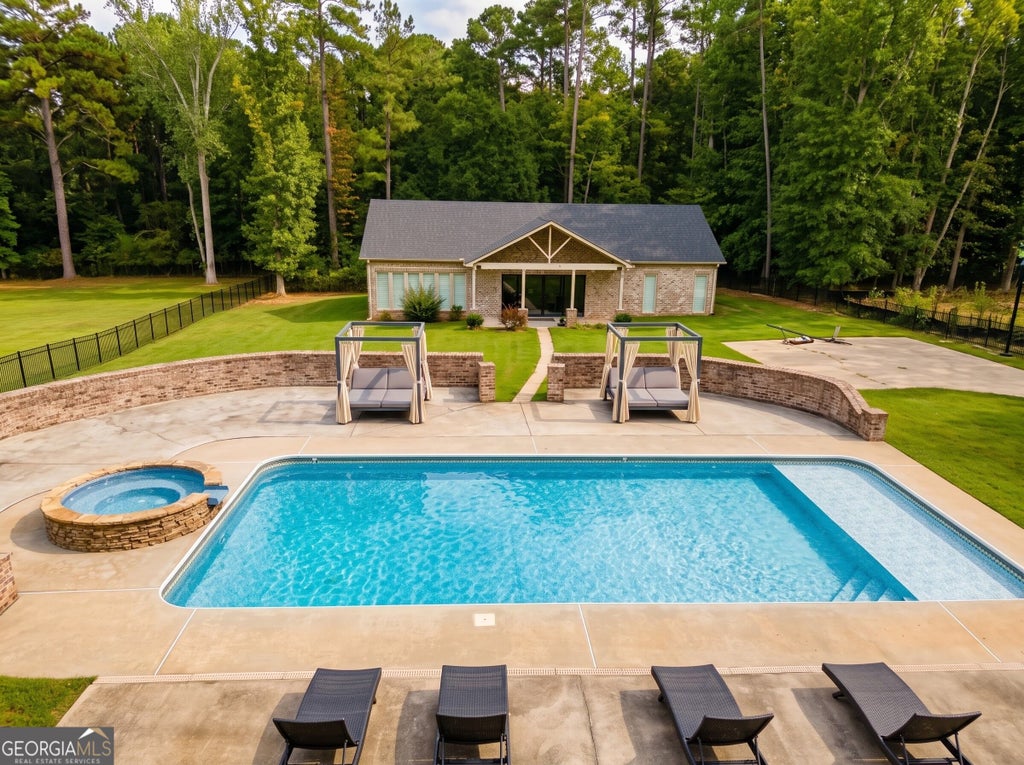 Photo of 630 Kirby Lane, Fayetteville, GA 30214 (MLS # 10874829)