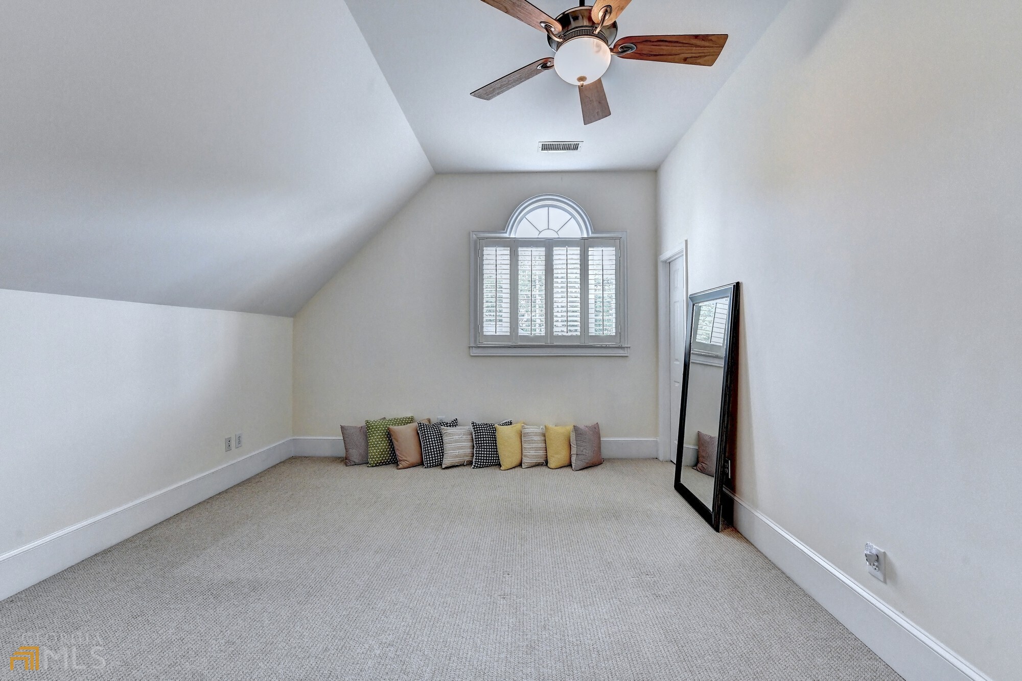 Stonebrier At Sugarloaf - Residential