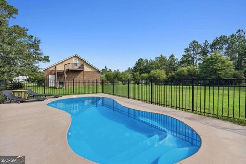 A home in Folkston