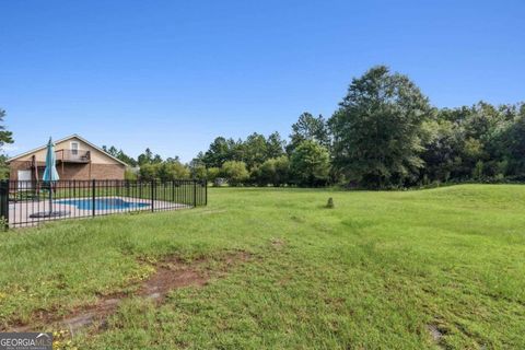 A home in Folkston