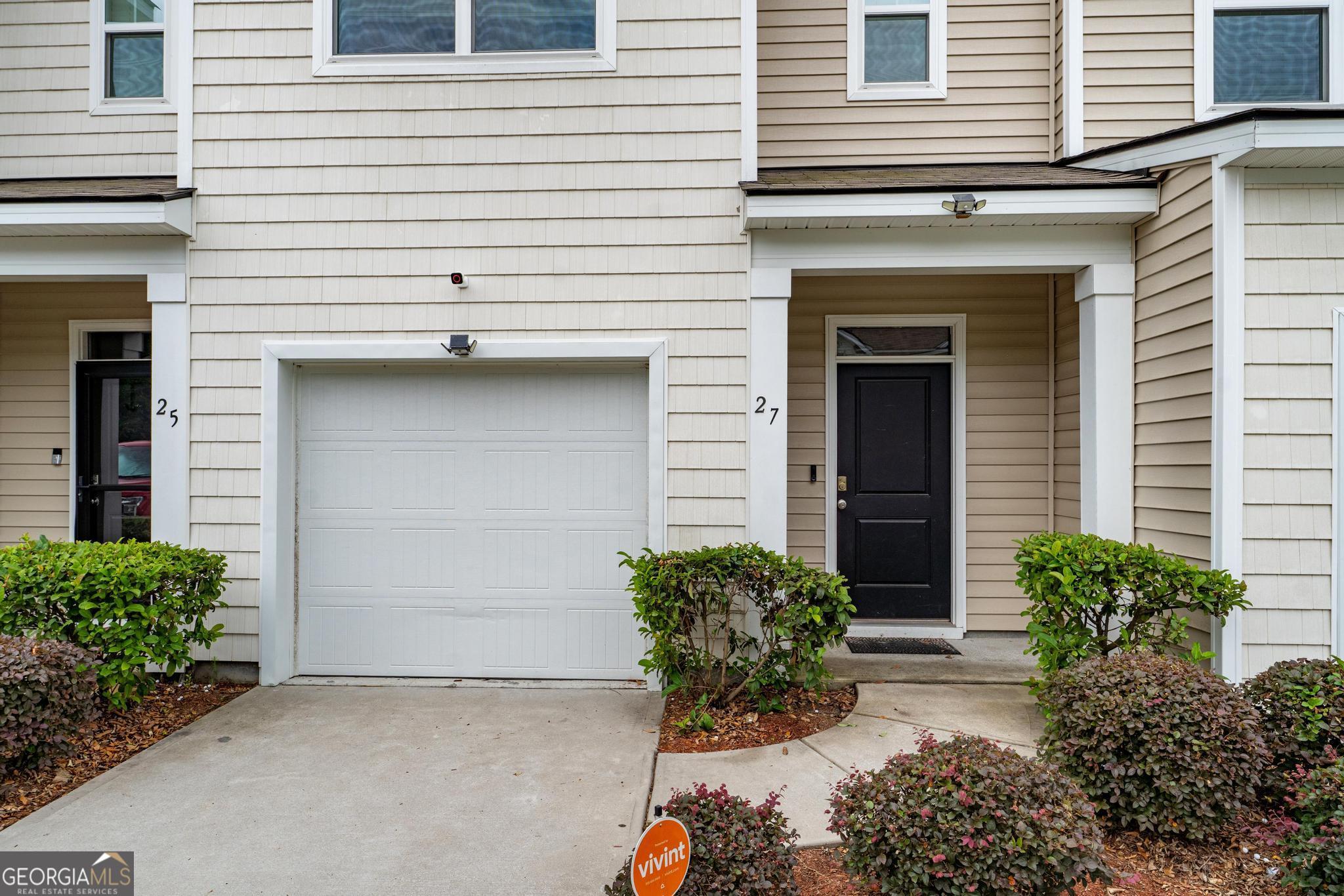 27 Villas Of Garrard DR