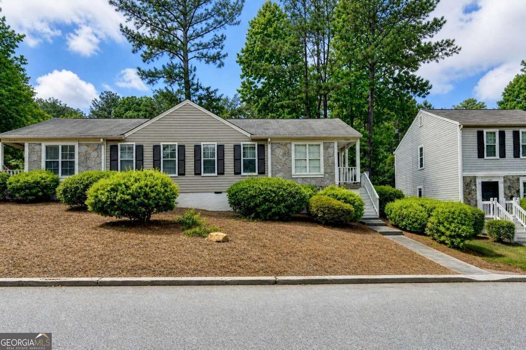 Photo of 3400 Spring Harbour Drive, Atlanta, GA 30340 (MLS # 10757359)
