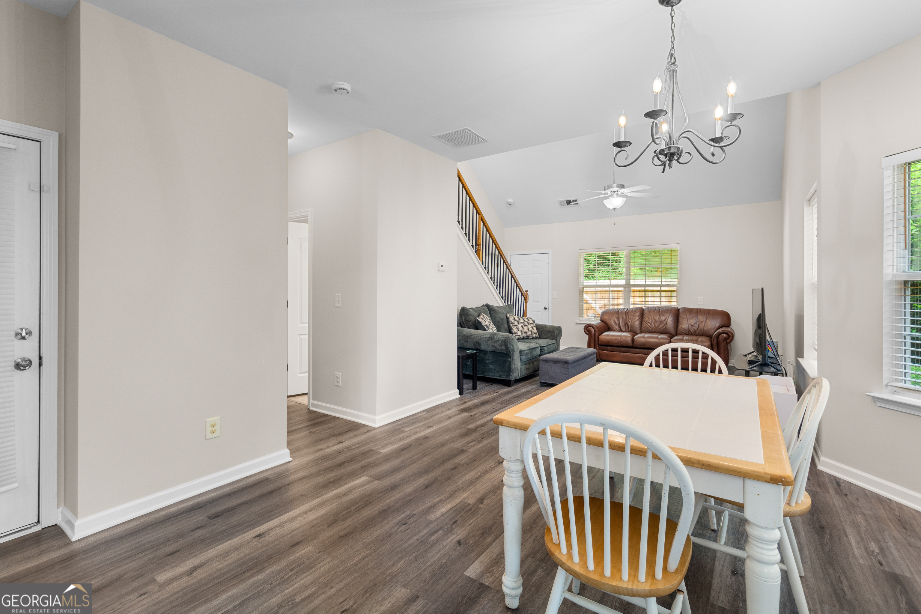 331 FRANKLIN LN
