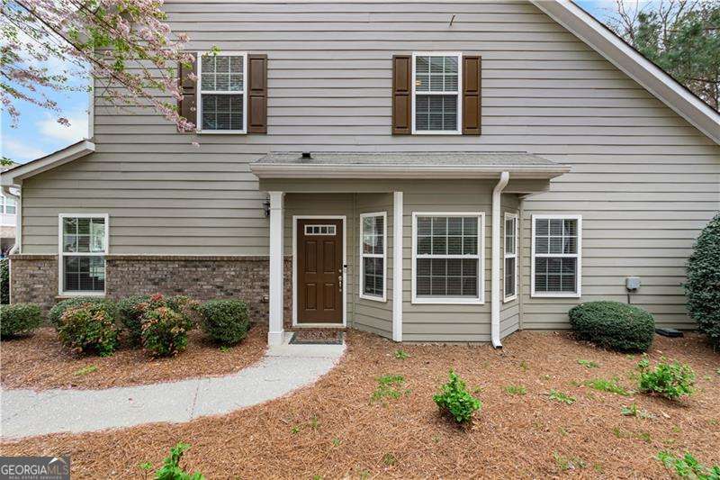 331 FRANKLIN LN