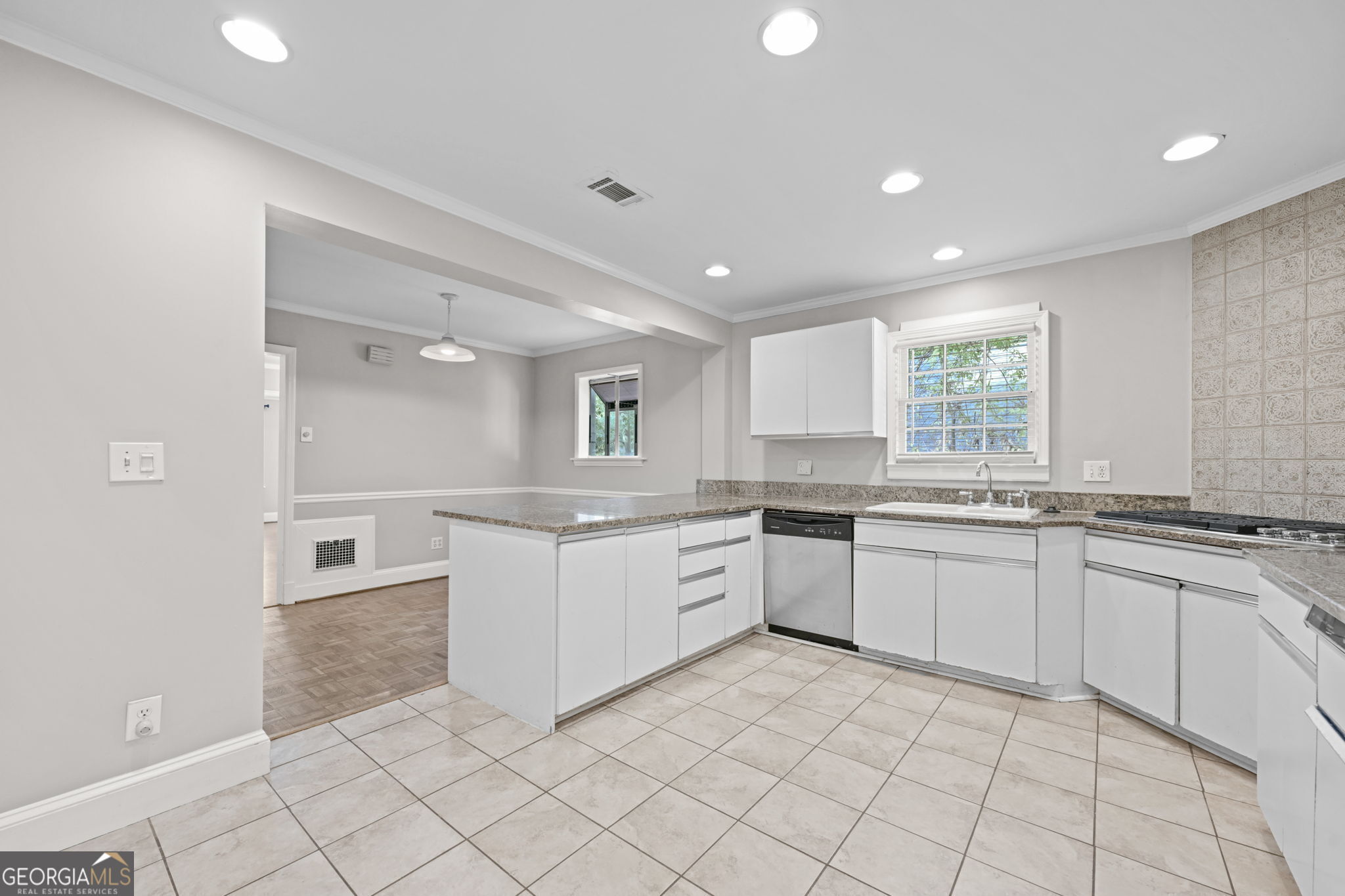 Peachtree Hills - Residential Lease