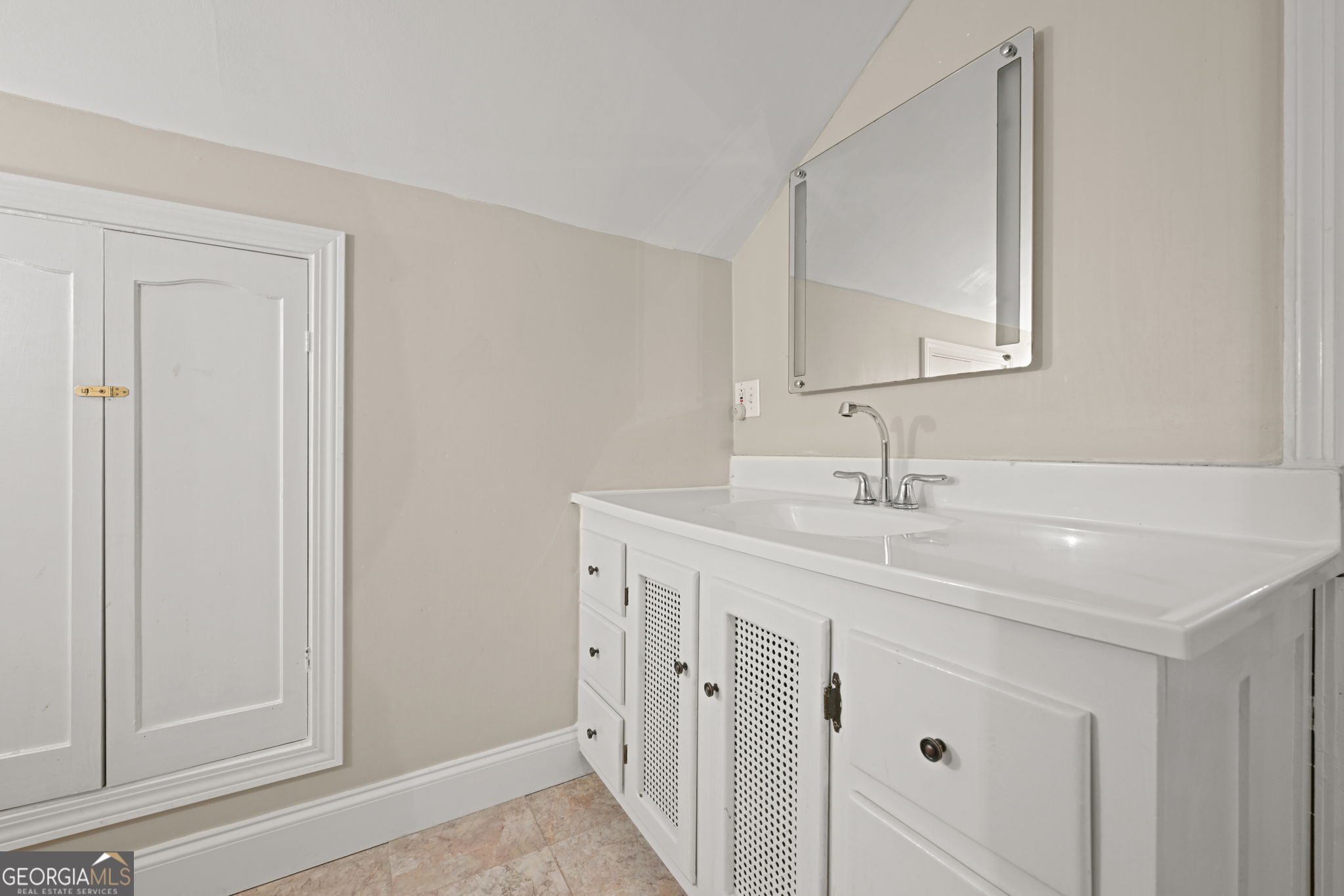 Peachtree Hills - Residential Lease