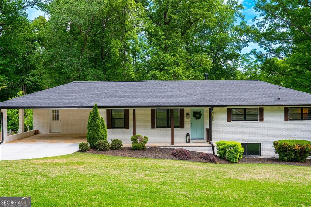 4156 Honeysuckle DR SE