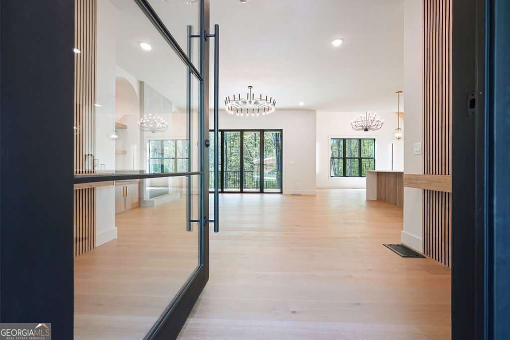 379 Marvin Land LN