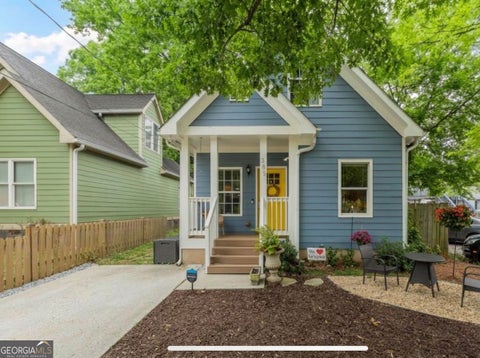 Photo of 385 Elm Street NW, Atlanta, GA 30314 (MLS # 10837122)