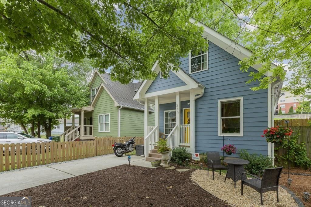 385 Elm ST NW
