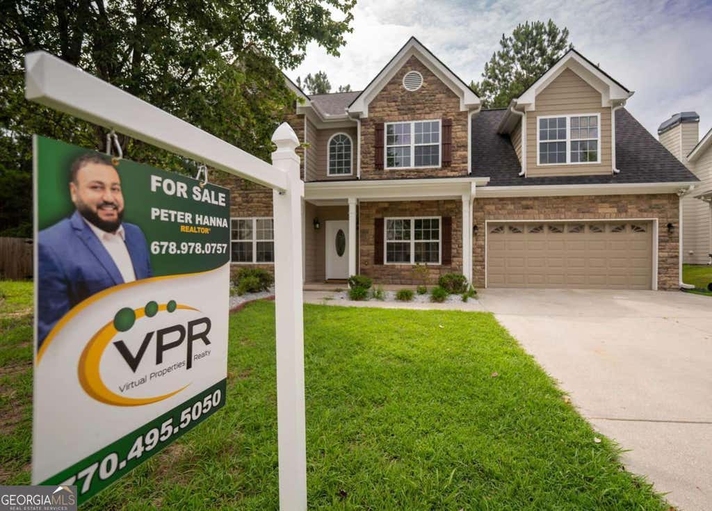 Photo of 6331 Stewart Ridge Walk, Buford, GA 30518 (MLS # 10824787)