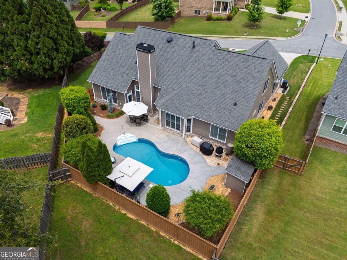 4721 W Lakeshore DR