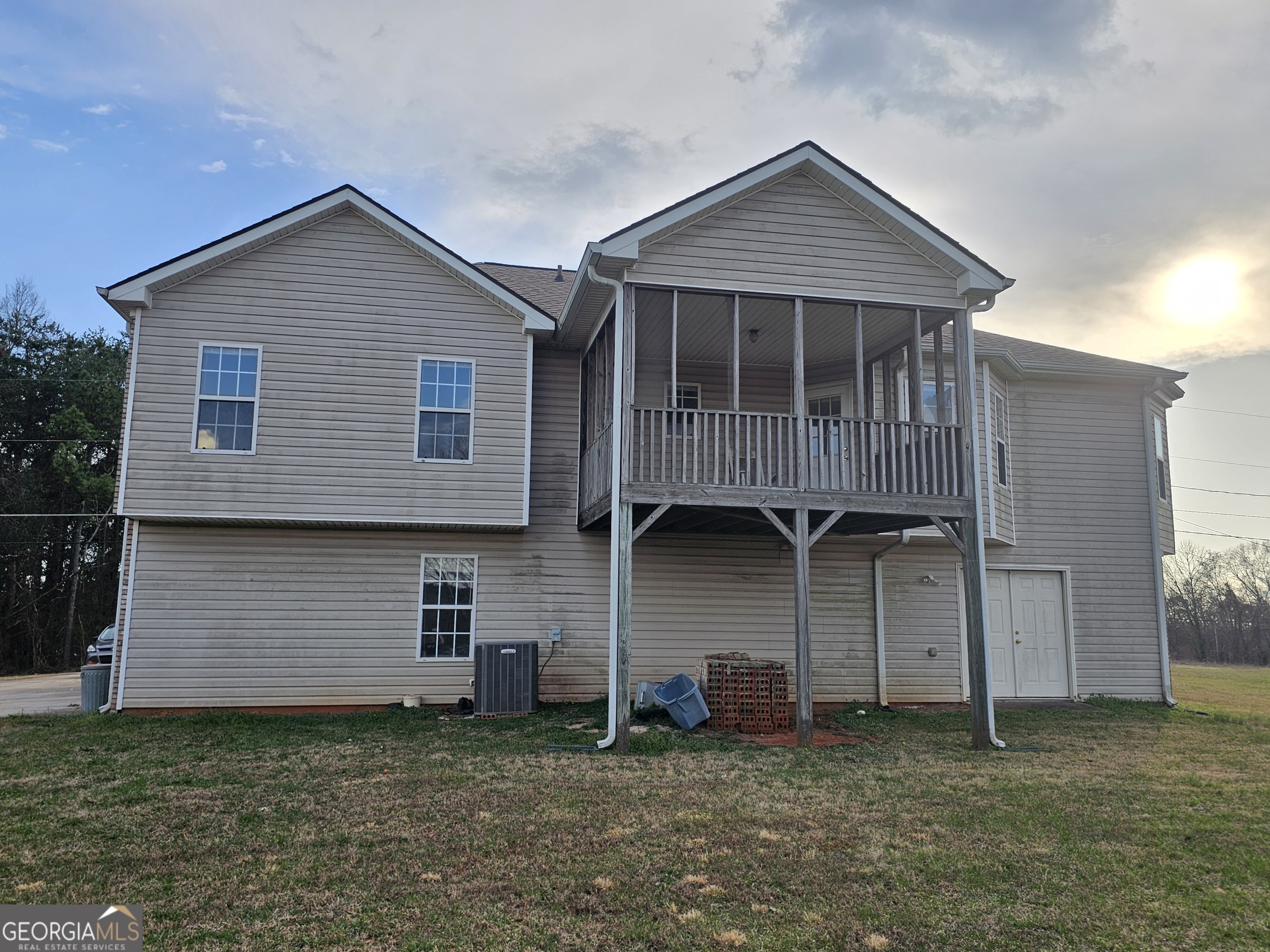 Snellville, Georgia 30039, United States, 3 Bedrooms Bedrooms, ,2 BathroomsBathrooms,Residential,Active,80529