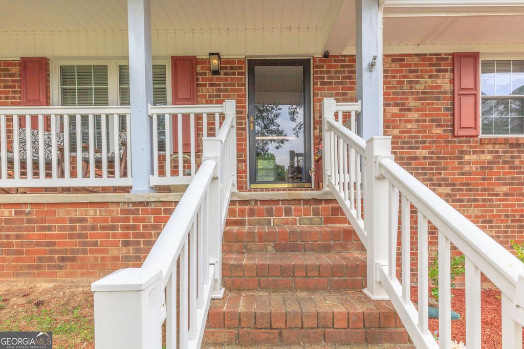 Photo of 69 Morningside Drive, LaFayette, GA 30728 (MLS # 10762366)
