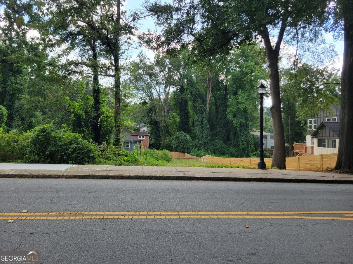 Good opportunity to build in NW Atlanta. Level 67 x 99 rectangular lot with great topography. Zoned R4. Clear and ready for your building plans. Easy access to downtown, west side attractions, I-285, I-20, and Atlanta airport. No survey available. Buyers should research and confirm zoning details.