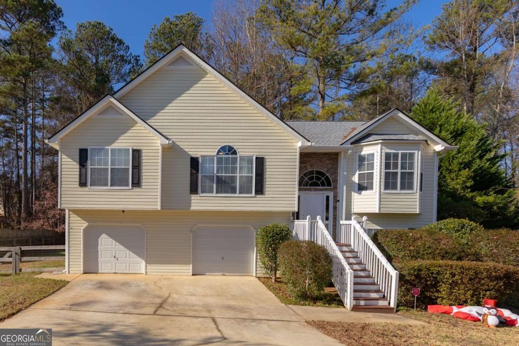 Photo of 121 Lester Road, Douglasville, GA 30134 (MLS # 10653525)