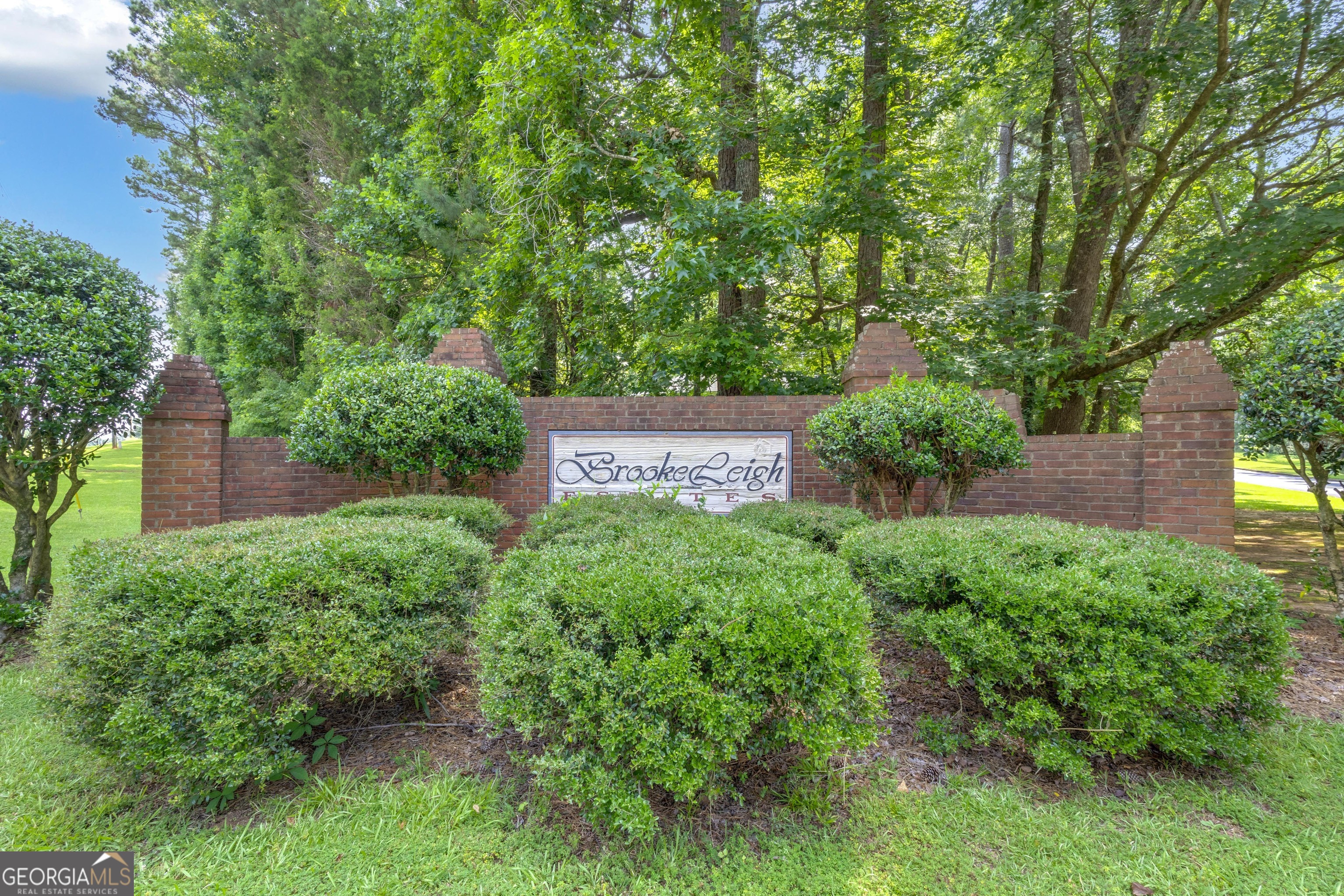 285 Acton DR