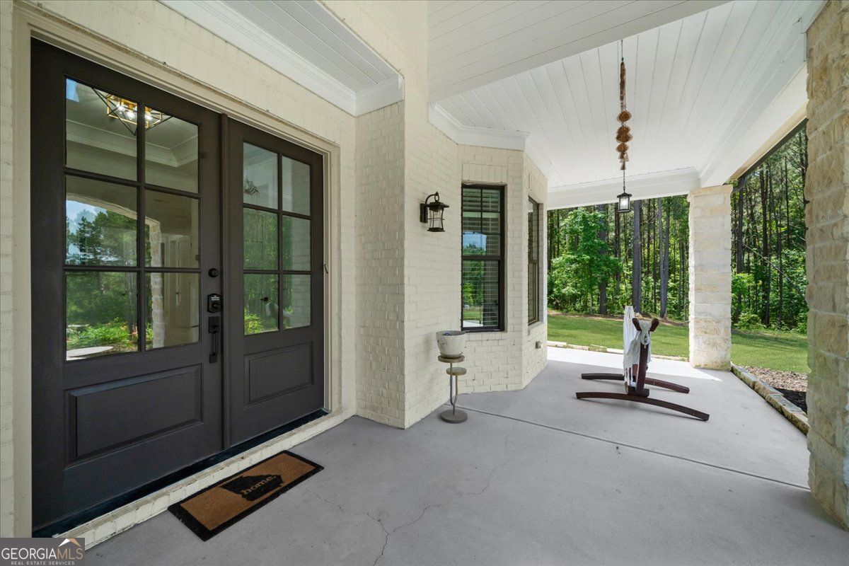 Loganville, Georgia 30052, United States, 5 Bedrooms Bedrooms, ,6 BathroomsBathrooms,Residential,Pending,132217