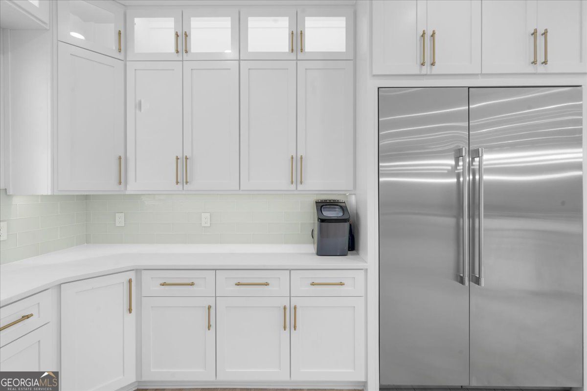 Loganville, Georgia 30052, United States, 5 Bedrooms Bedrooms, ,6 BathroomsBathrooms,Residential,Pending,132217